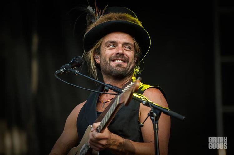 wallpapers Xavier Rudd Joaquin Rudd alchetron