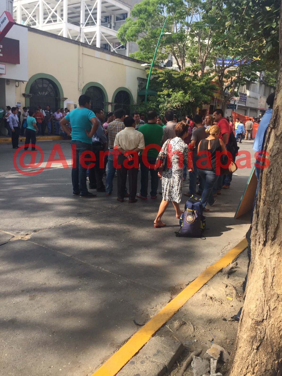 image4 Levantan plantón maestros de la secc. 7 y 40 del SNTE y la CNTE en #Tuxtla