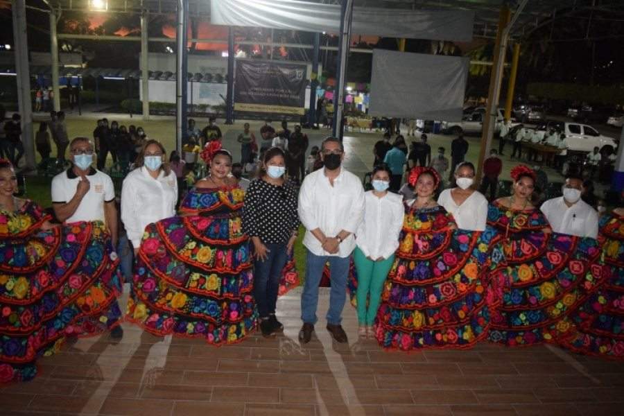 Recibe UNACH a estudiantes de Colombia y Sinaloa