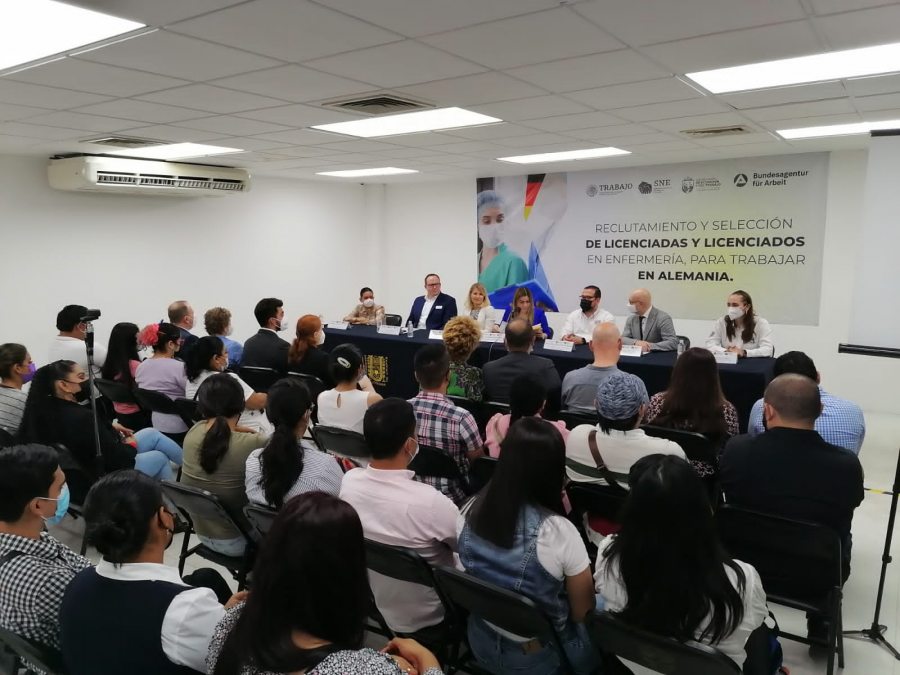 UNACH participa en programa de reclutamiento de enfermeras para laborar en Alemania