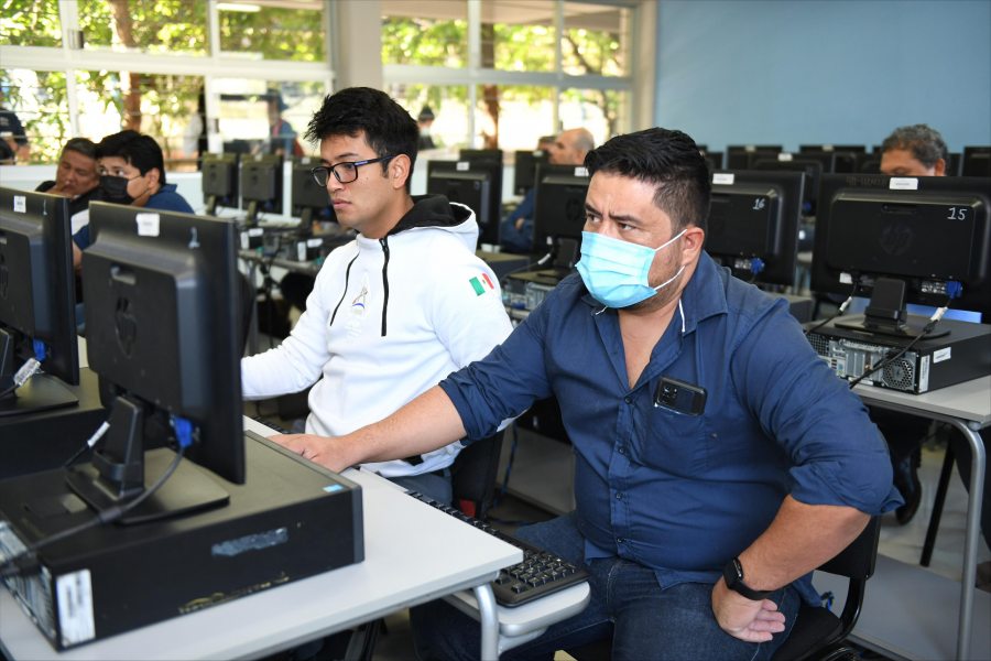 Imparten en la UNACH curso de entrenamiento para el diseño de partes industriales