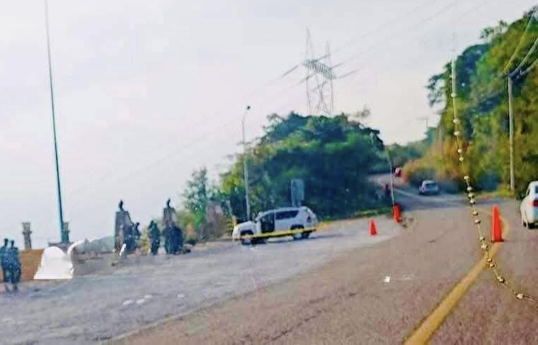 Hallan a hombre ejecutado en el mirador de la presa Chicoasén