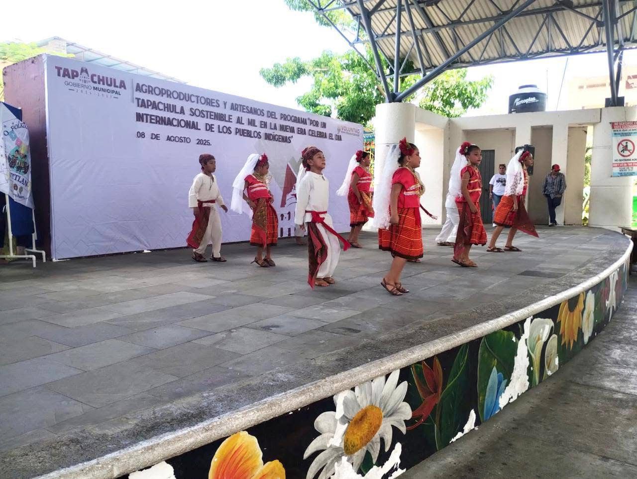 Entre música y color, Tapachula rinde homenaje a las culturas indígenas