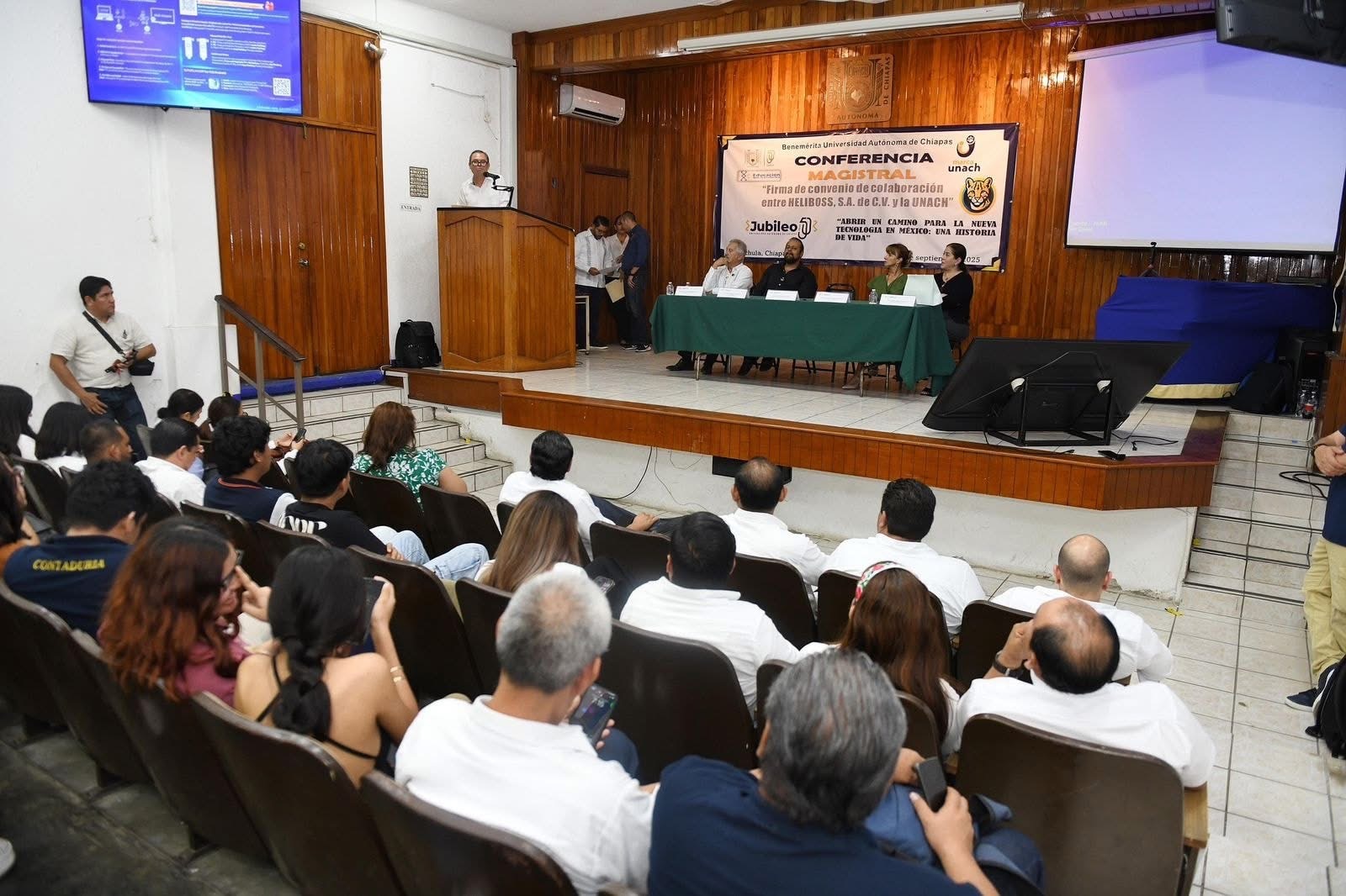 Empresa y universidad de Chiapas impulsan tecnología de drones para enfrentar retos regionales