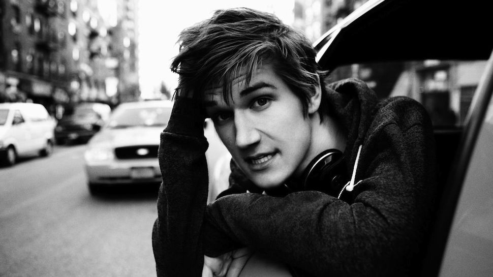 Bo Burnham - A monkey f comedy