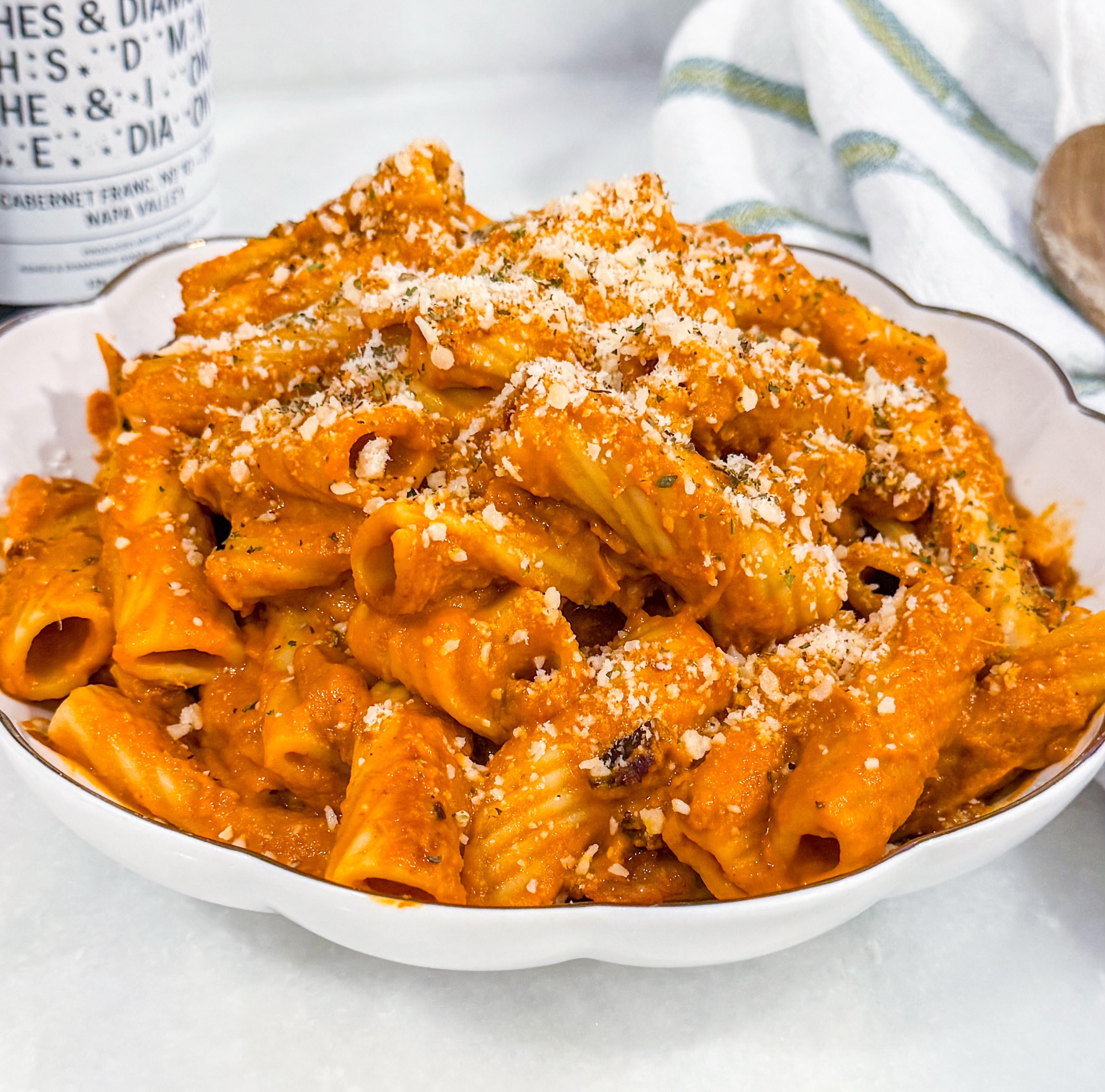 Frozen Rigatoni alla Vodka with Duroc Bacon – Rigatoni tossed in a rich, creamy tomato sauce with crispy Duroc bacon, garlic and Parmesan