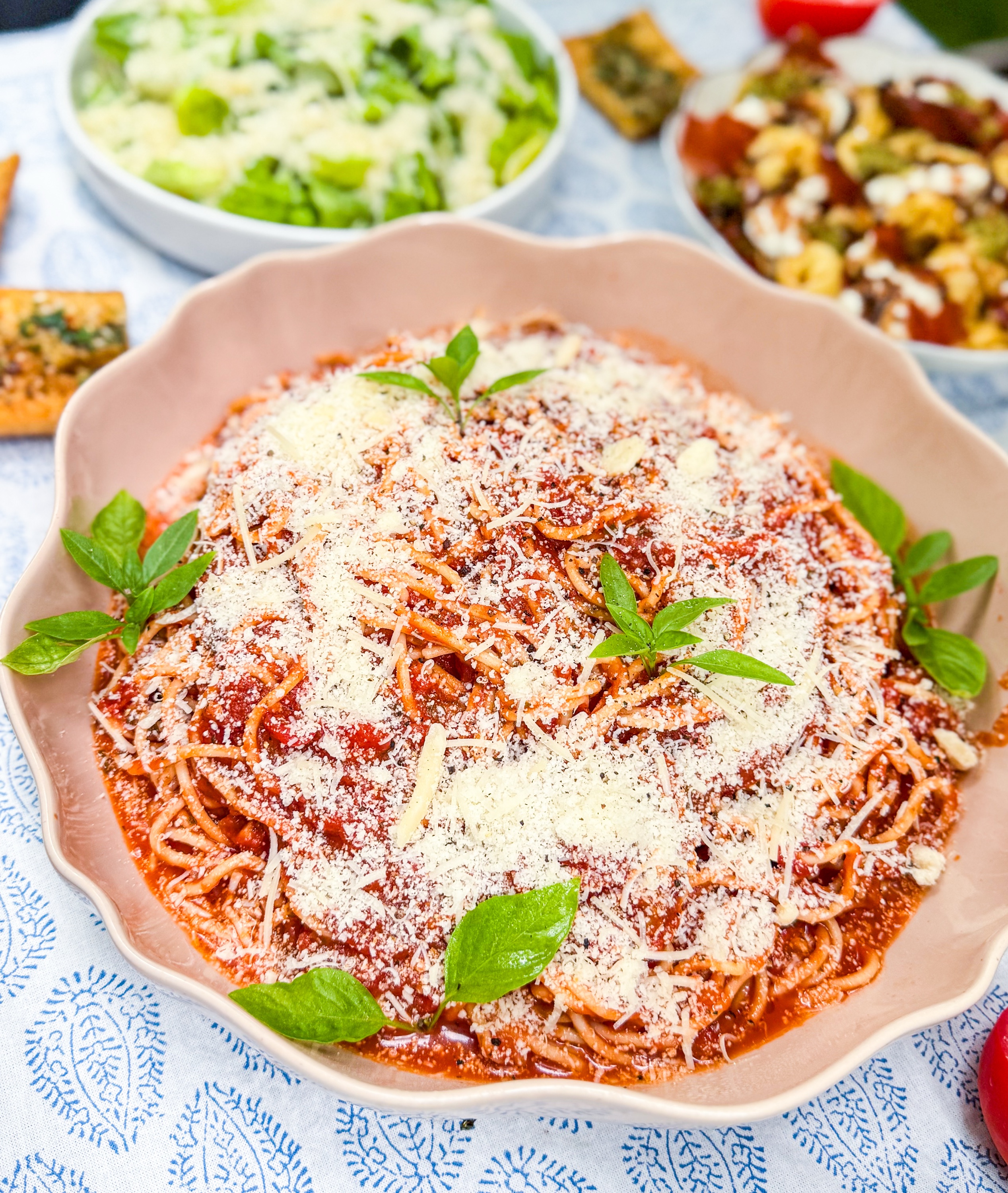 Frozen Spaghetti Pomodoro - Spaghetti tossed in our slow-simmered tomato-basil beef pomodoro sauce, finished with Parmesan
