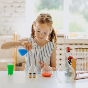 What is kinesthetic learning?