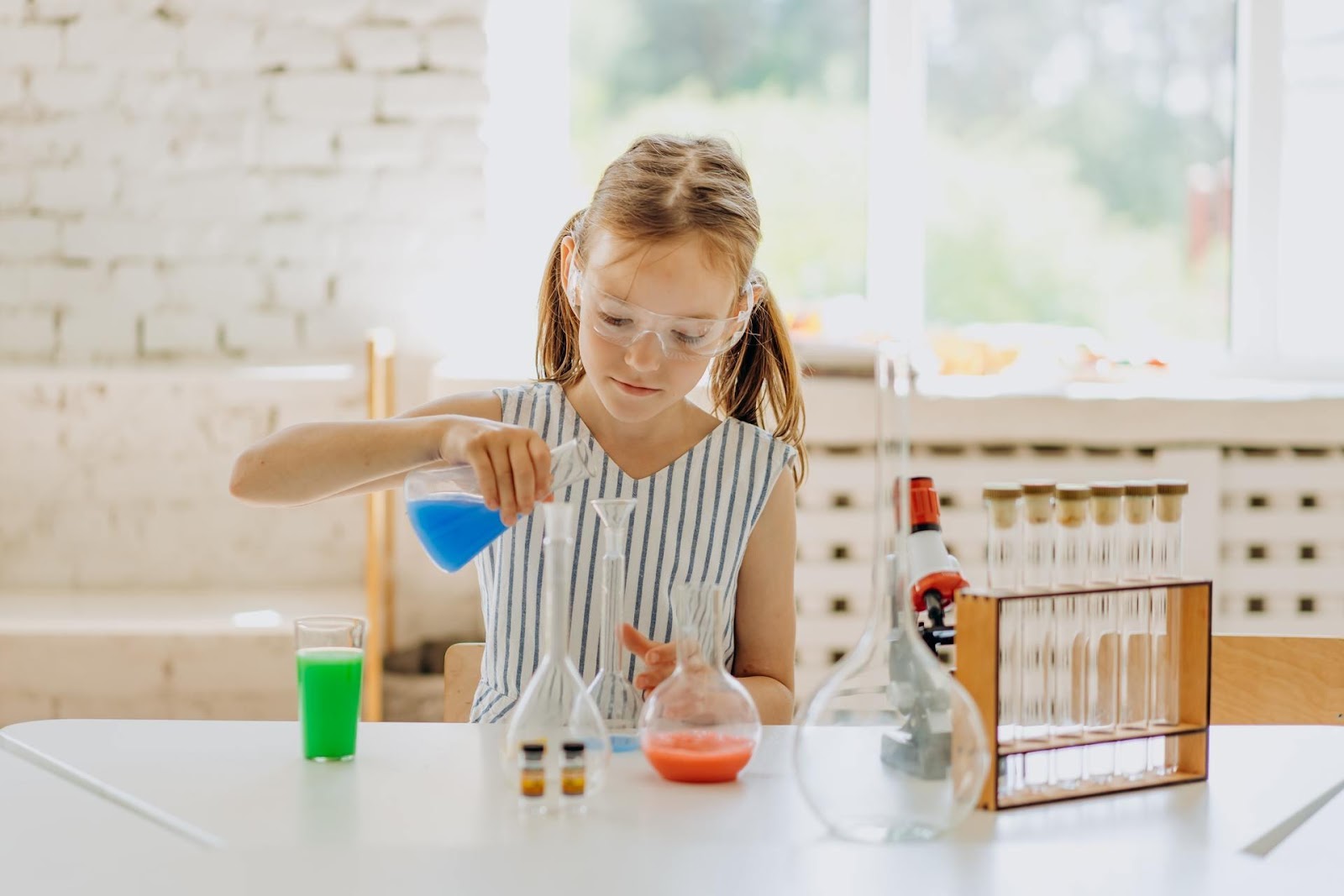 What is kinesthetic learning?