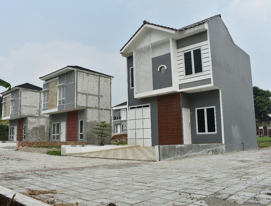 Algira Riverview Rumah 2 Lantai Bergaya Jepang Dekat Algira Riverview Rumah 2 Lantai Bergaya Jepang Dekat