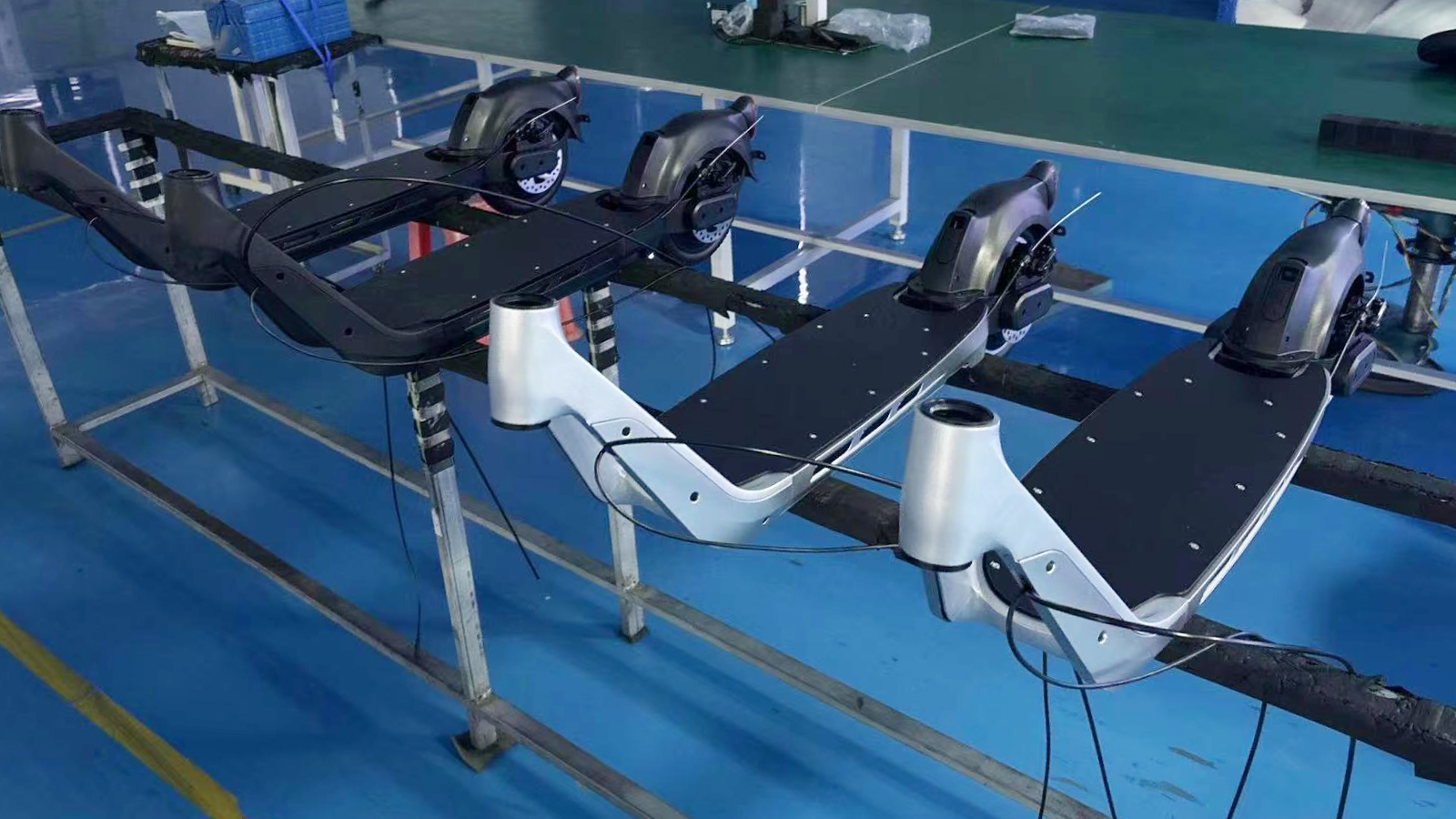特定小型原付電動キックボード“EVEREST XINGシリーズ”納期（2024年11月