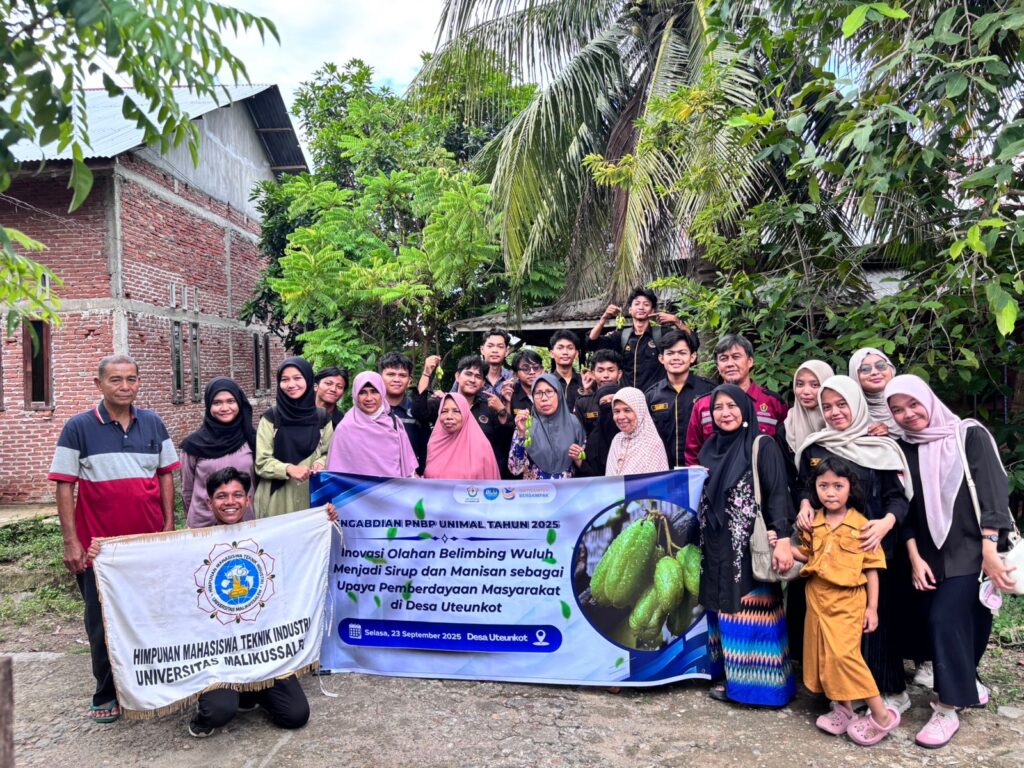 Pelatihan pengolahan belimbing wuluh (bahasa Aceh: boh limeng), menjadi sirup dan manisan yang diselenggarakan oleh Himpunan Mahasiswa Teknik Industri (HIMTI) Universitas Malikussaleh (Unimal) di Desa Uteunkot, Lhokseumawe