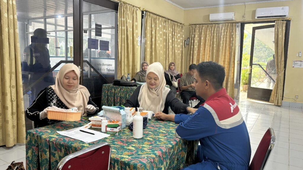 Kegiatan donor darah yang diselenggarakan Pertamina Hulu Rokan (PHR) Zona 1