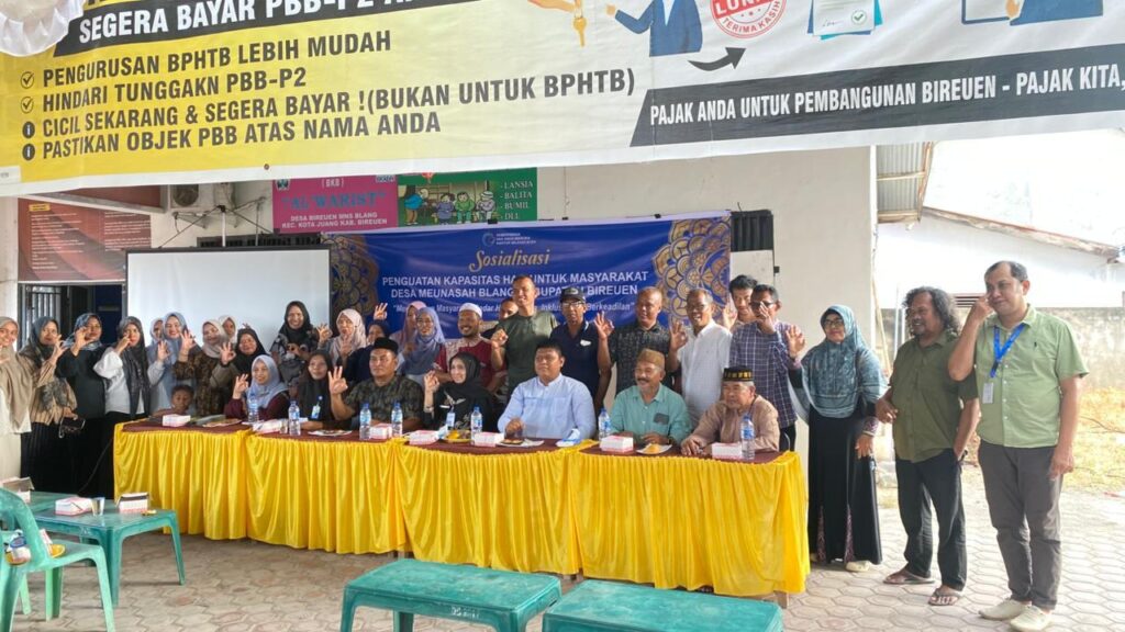 Gampong Bireuen Meunasah Blang, Kecamatan Kota Juang, menggelar Sosialisasi Penguatan Kapasitas HAM di halaman meunasah setempat, Jumat (28/8/2026). Kegiatan ini mempertegas posisinya sebagai satu-satunya percontohan Gampong Sadar HAM di Kabupaten Bireuen