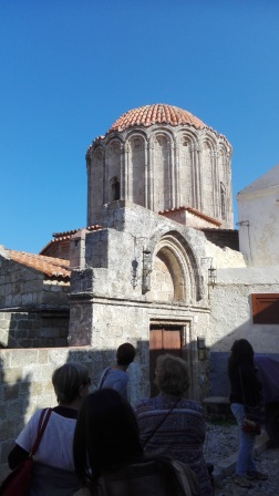 Church/mosque/church