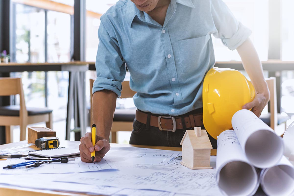 4 Reasons to Hire a General Contractor
