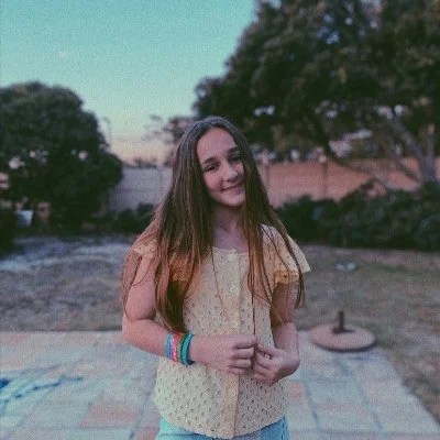 Gabs Lewitton Net Worth Height Boyfriend Age Bio Weight