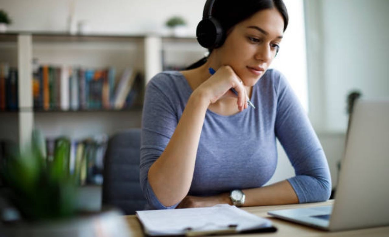 Cheapest Online PhD Programs In The World 2022 | Apply Now