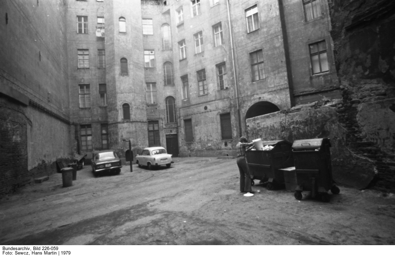 Günstige wohnungen in berlin mieten: Kaputte HÃ¤user und eine verheerende Mietpolitik