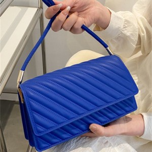 Majesty " Blue Magic" Clutch