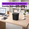 Lixeira 4L preta em ambiente de escritório