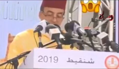 الوزير عبيابة يثير الجدل من جديد بعد خطأه في نطق اسم رئيس دولة موريتانيا محمد ولد الشيخ الغزواني وسماه بـ”العزوزي”