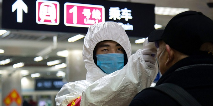 غضب شعبي في الصين بعد وفاة طبيب كان أول المحذرين من تفشي “كورونا”