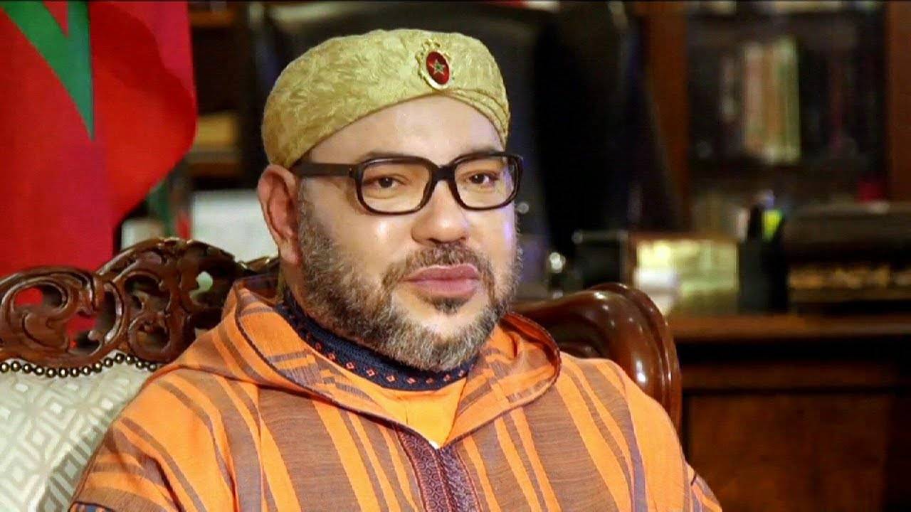 الملك يعزي الرئيس الجزائري في وفاة رئيس الجمهورية الأسبق عبد القادر بن صالح