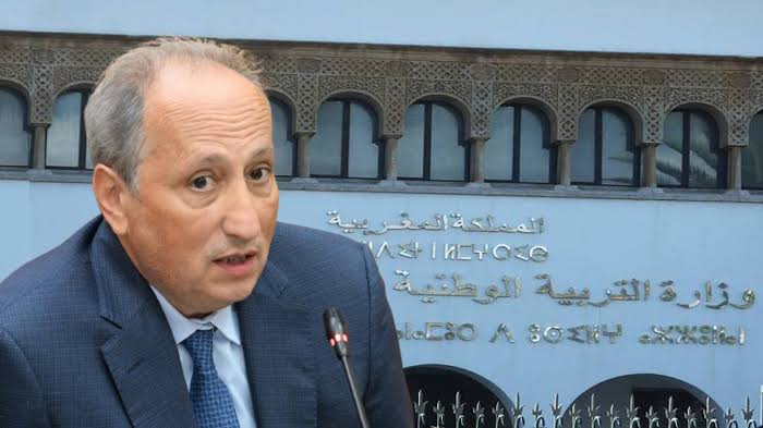 وزارة التربية الوطنية تقرر إعادة الامتحان الموحد المحلي وفروض المراقبة المستمرة بسبب تسريب المواضيع