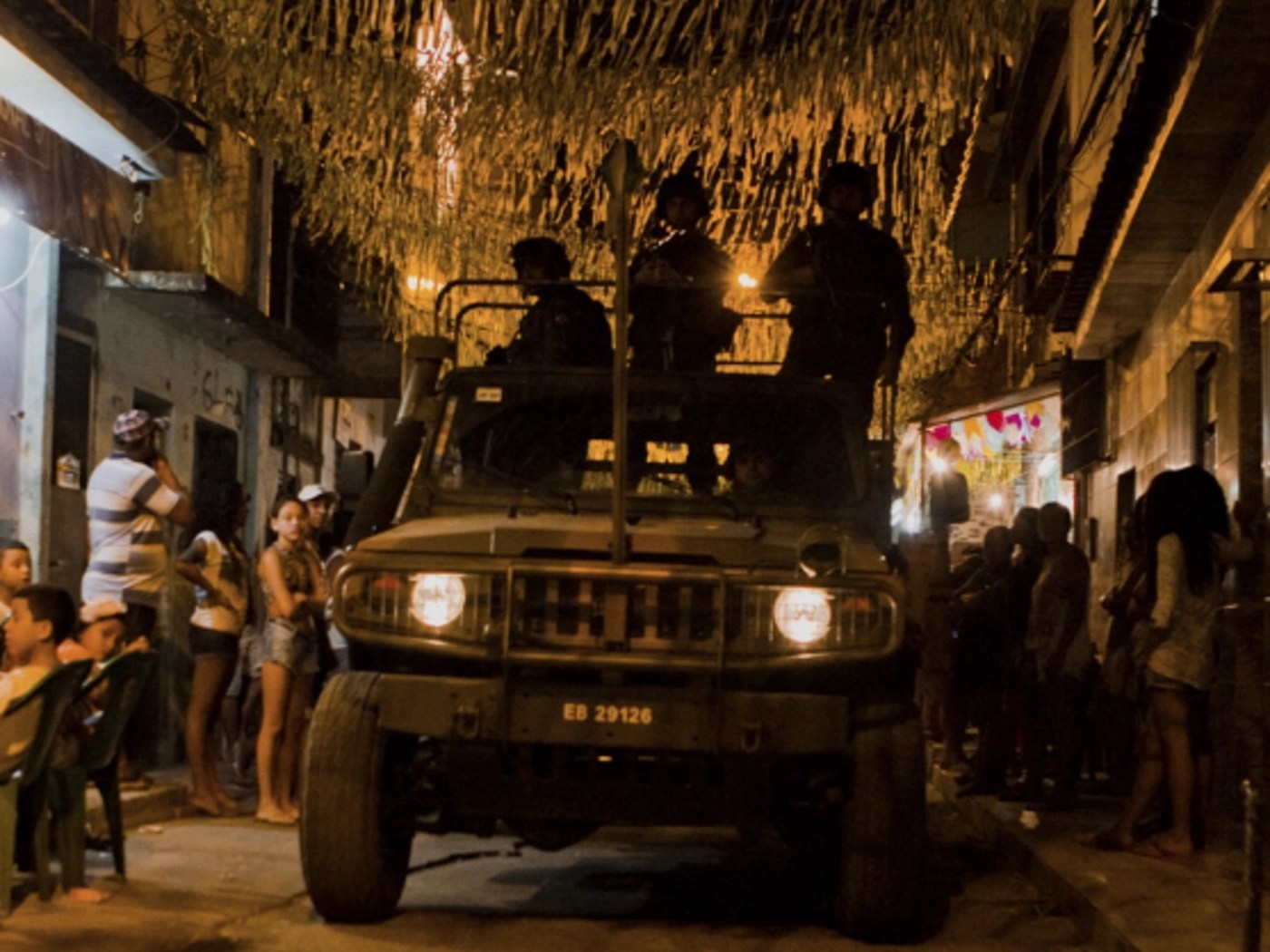 Cena do longa-metragem “Cheiro de Diesel”, que estreia no dia 2 de abril de 2026 nos cinemas.