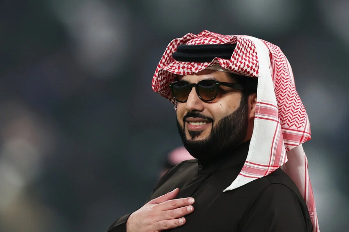 إصابة تركي آل الشيخ بكورونا تثير تفاعلًا واسعًا على &ldquo;إكس&rdquo;