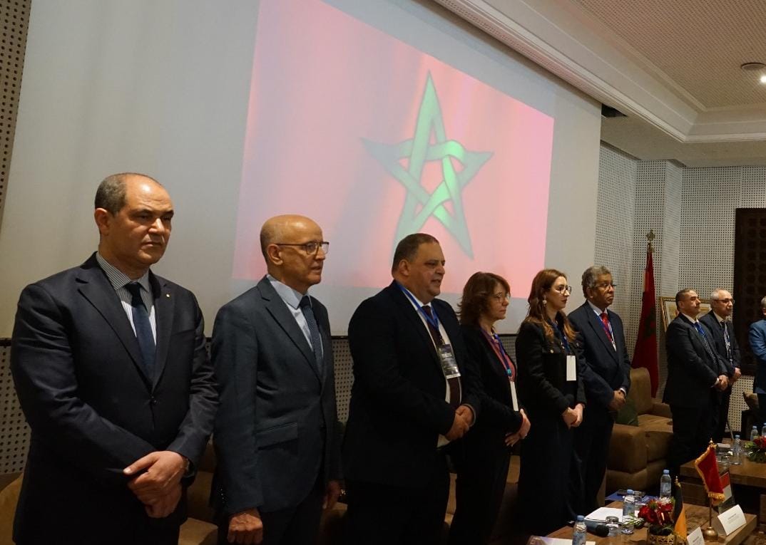 فاس : رئيس جامعة ابن زهر يؤكد انخراط الجامعة في تثمين النباتات الطبية والعطرية