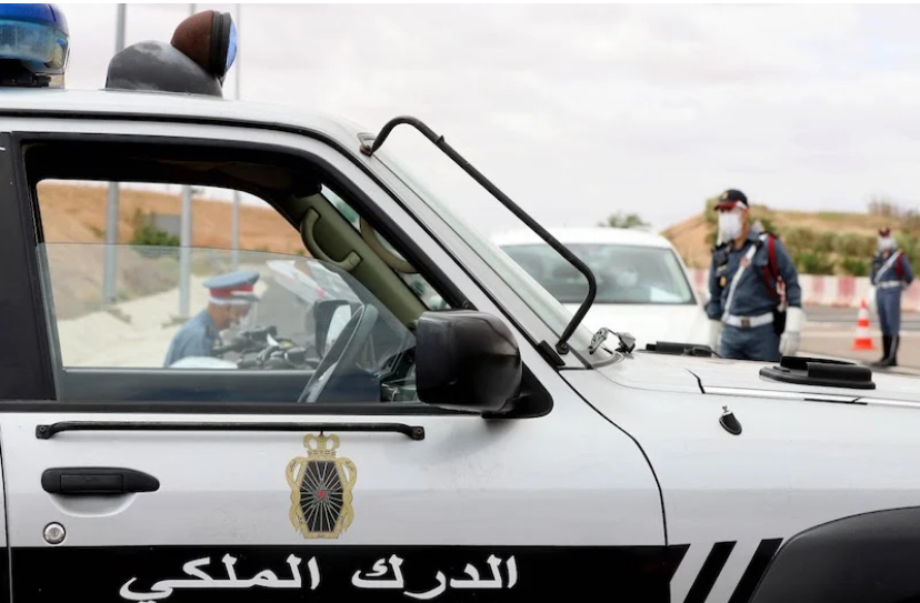 الدرك الملكي بالحسيمة يوقف مروجًا للكوكايين مبحوثًا عنه ومحكومًا غيابيًا بالسجن