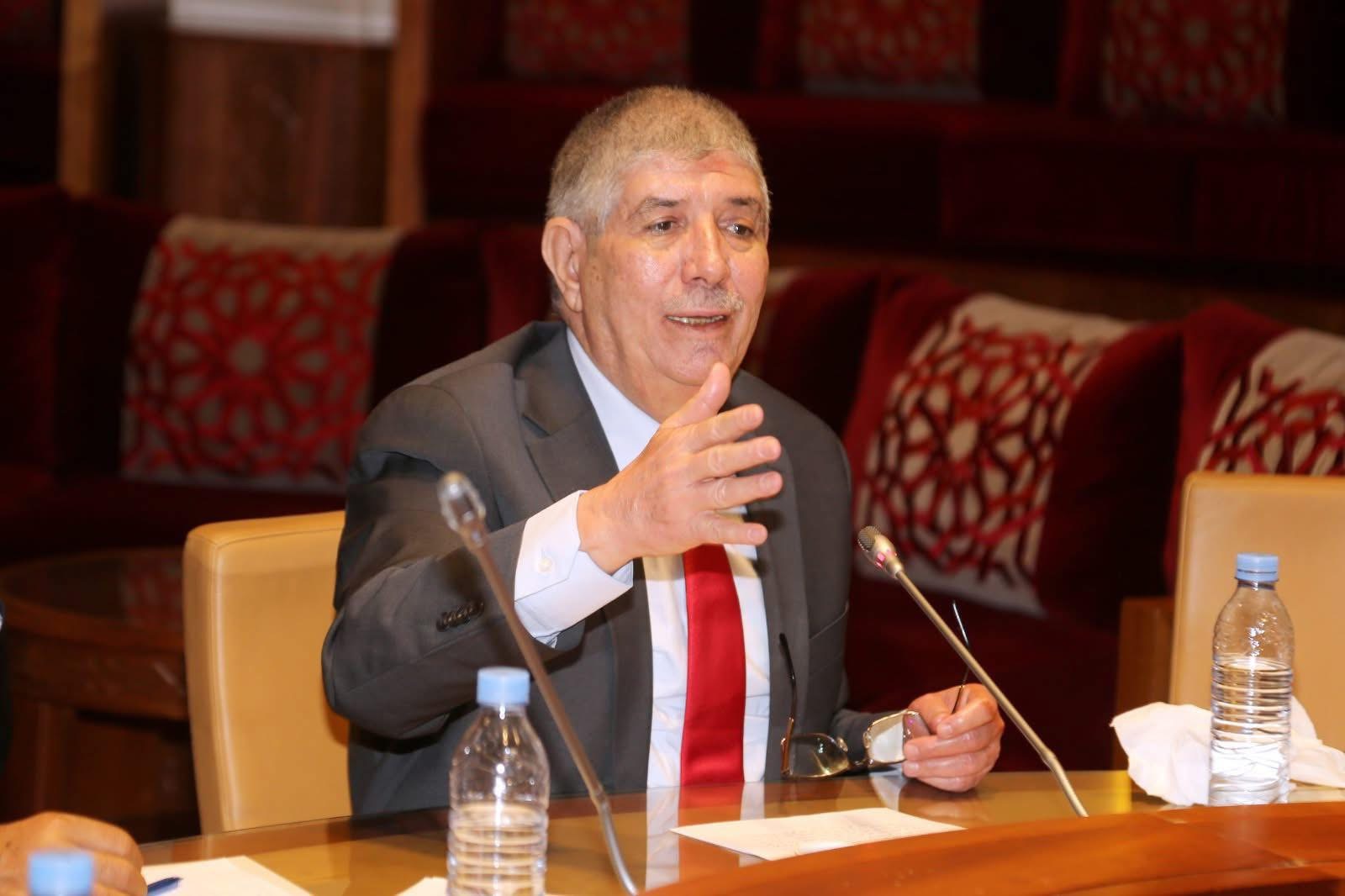 شركات تطحن الورق وتبيعه للمغاربة كدقيق مدعّم!