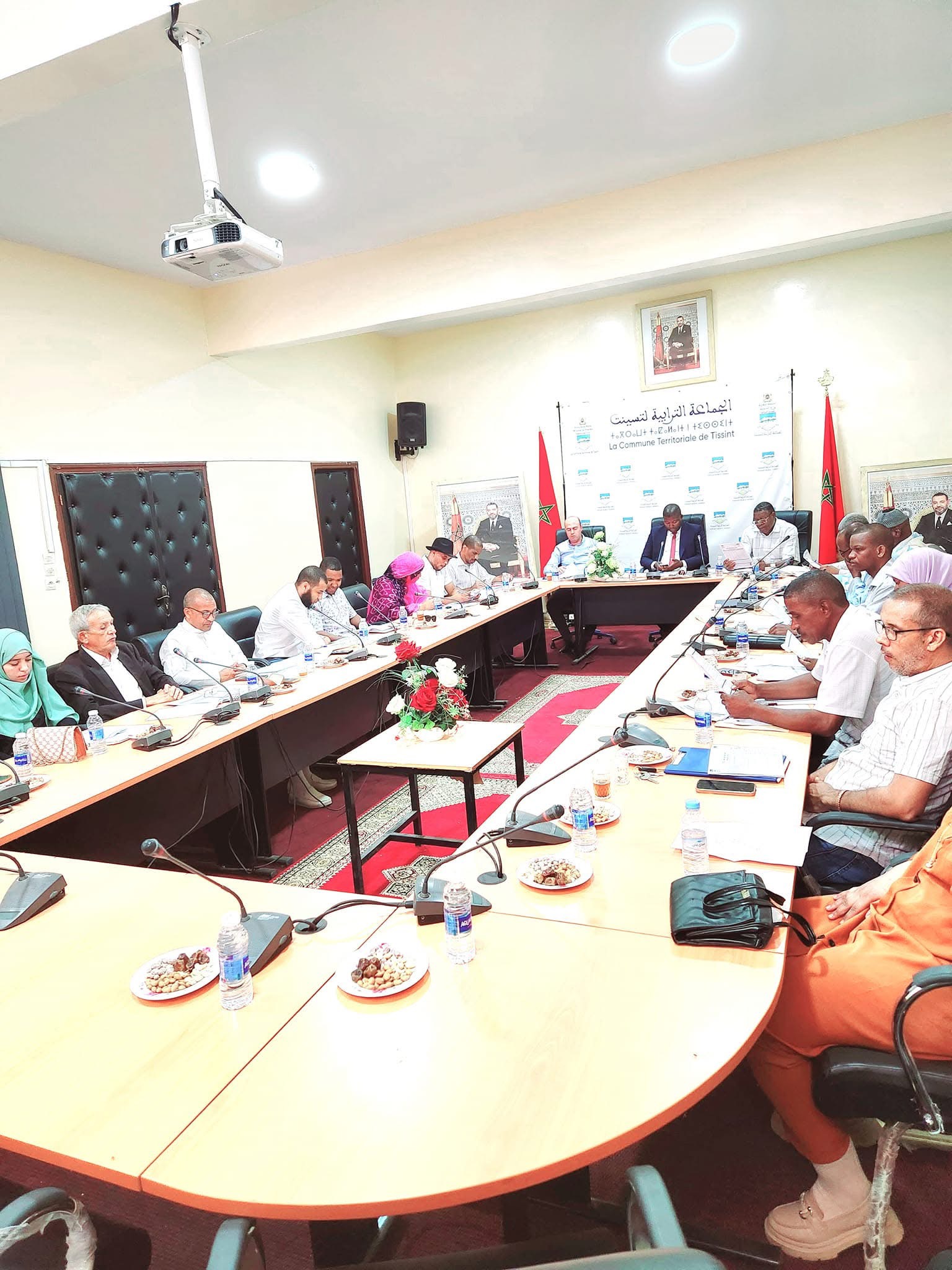 بعد طول انتظار.. انطلاق أشغال الطريق الرابطة بين الطريق الوطنية 17 ودوار مغيميمة بتسينت في خطوة لفك العزلة وتعزيز التنمية