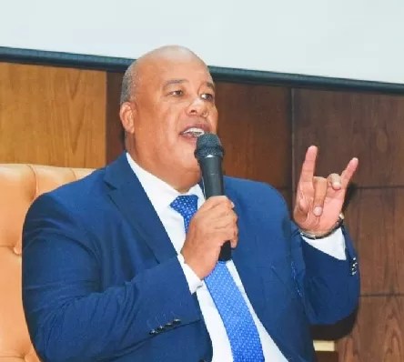 تجار القاهرة يسابقون الزمن لتامين احتياجات اهلا رمضان