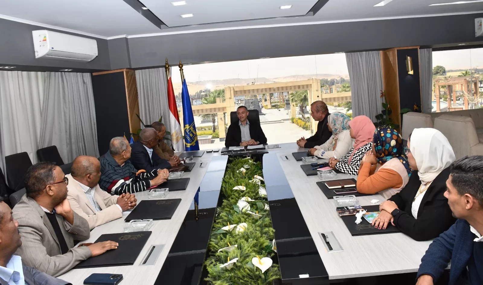 محافظ أسوان : الإعلام والصحافة يمثلان شريك أساسي فى دعم جهود التنمية وتحقيق التواصل الفعال مع المجتمع