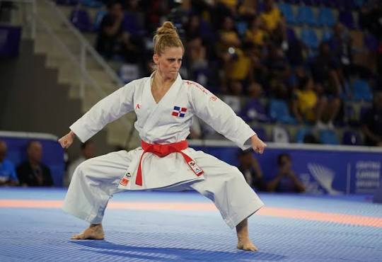 María Dimitrova logra sexto oro consecutivo en kata
