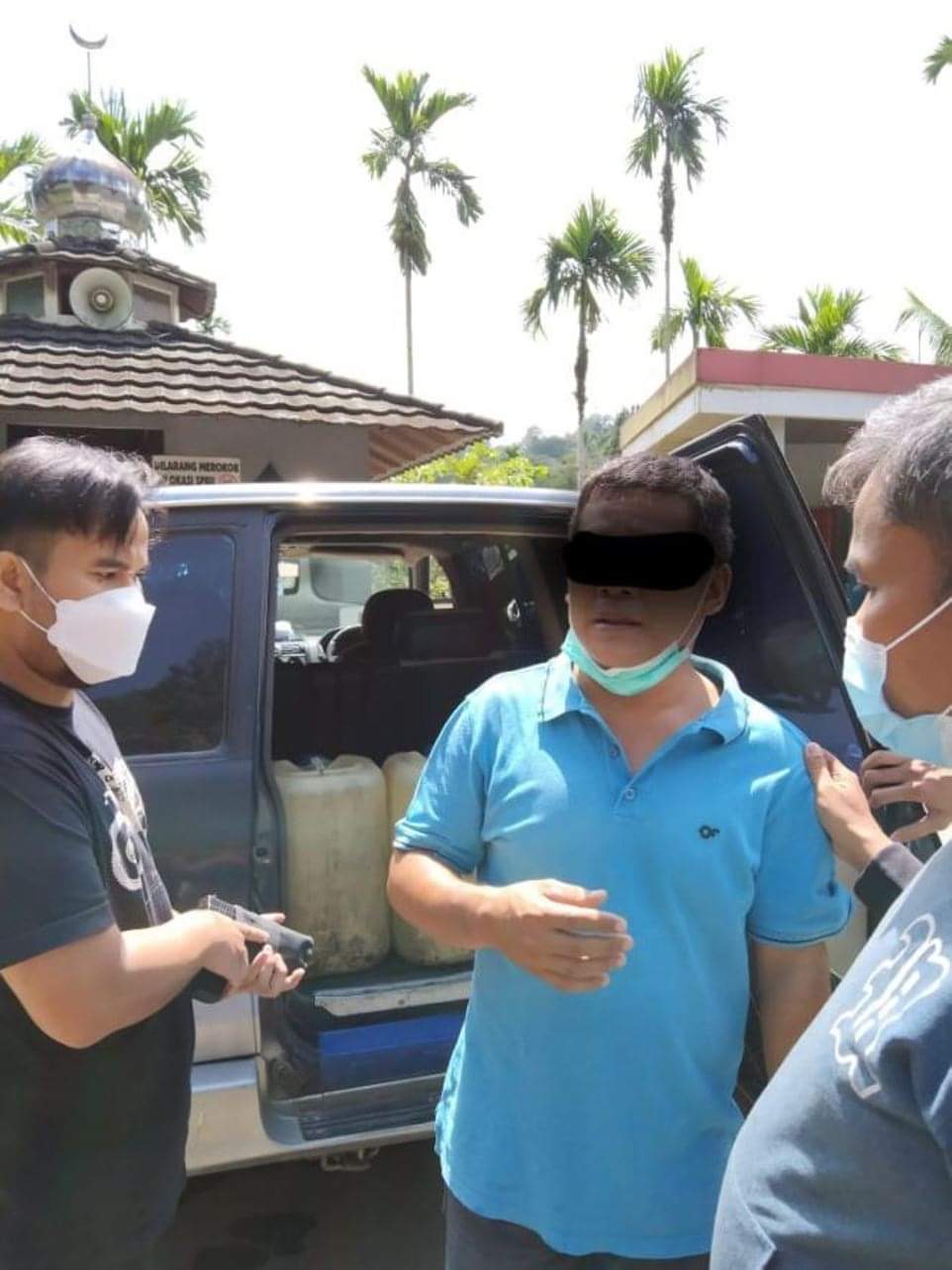 Read more about the article Gakkum KLHK dan tim gabungan tangkap dua pelaku penjual sisik trenggiling dan paruh burung rangkong di Pasaman