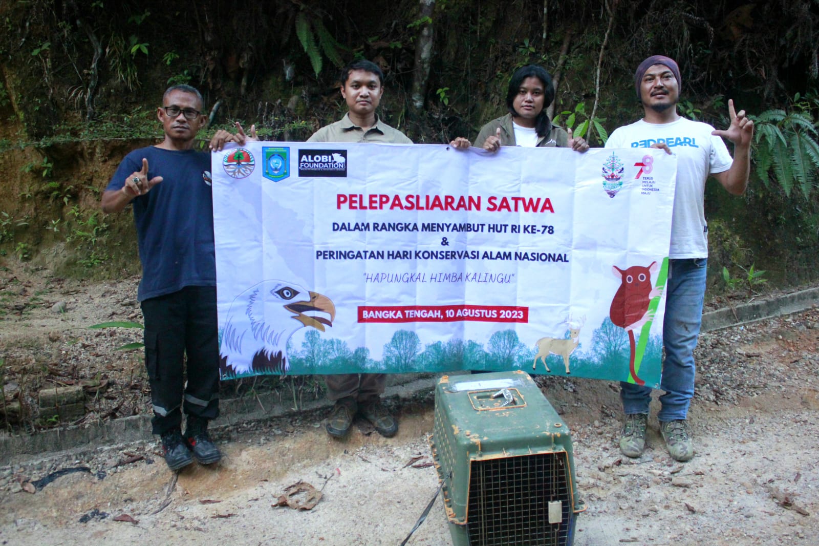 Read more about the article SATU EKOR KUKANG/SLOWLORIS ENDEMIK BANGKA (Nycticebus bancanus) KEMBALI KE HABITAT DALAM RANGKA MEMPERINGATI HARI KONSERVASI ALAM NASIONAL “HAPUNGKAL HIMBA KALINGU” DI l KAWASAN KONSERVASI KABUPATEN BANGKA TENGAH