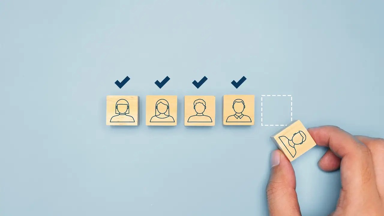 Facebook ads vs Boosting posts