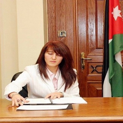 جرار تكتب: نجدد العهد في عيد ميلاد جلالة الملك: وفاء لوطنٍ بناه وحماه ـ بقلم: الأستاذة الدكتورة أماني غازي جرار