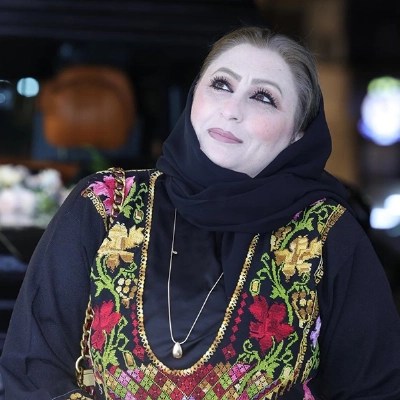 قرقودة تكتب: حين تتسلل الشاشات إلى براءة الطفولة.. من يراقب ما يُزرع في العقول؟ ـ بقلم: تغريد جميل قرقودة