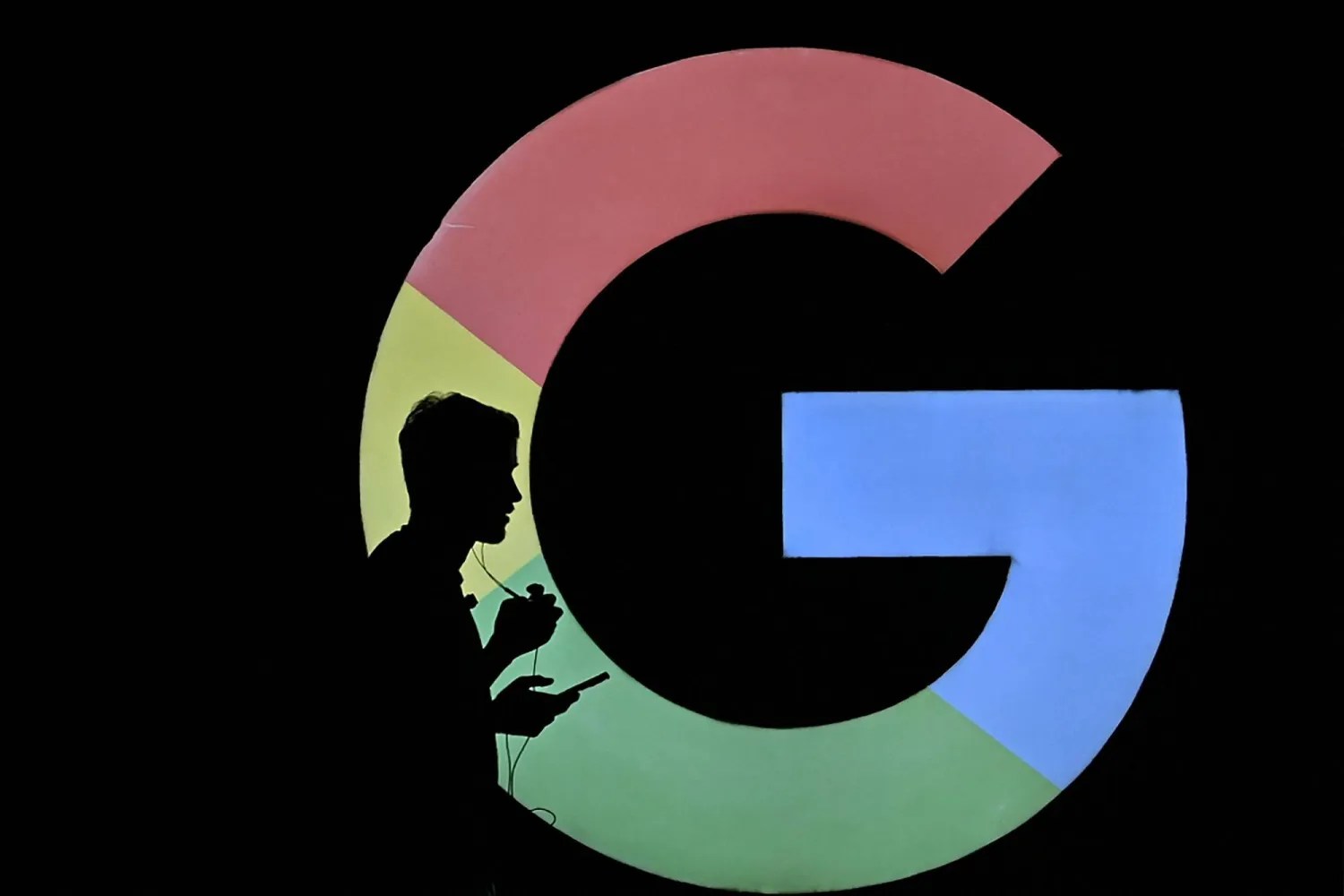 غوغل تزيل بعض ملخصات الذكاء الاصطناعي بسبب معلومات صحية زائفة 