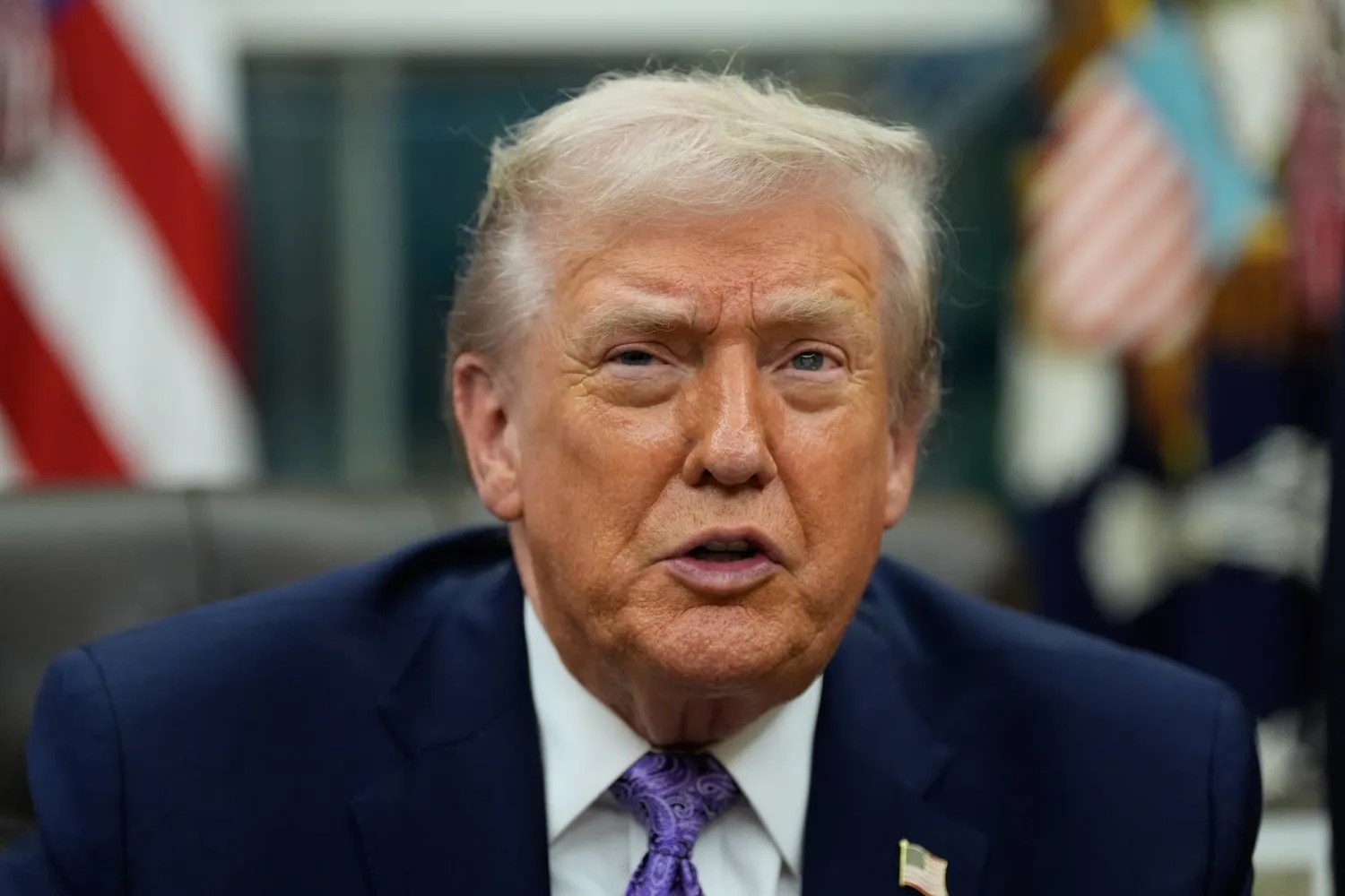 تقرير: ترامب يعيد تشكيل النظام السياسي الأميركي ويُضعف مبدأ التوازن بين السلطات 