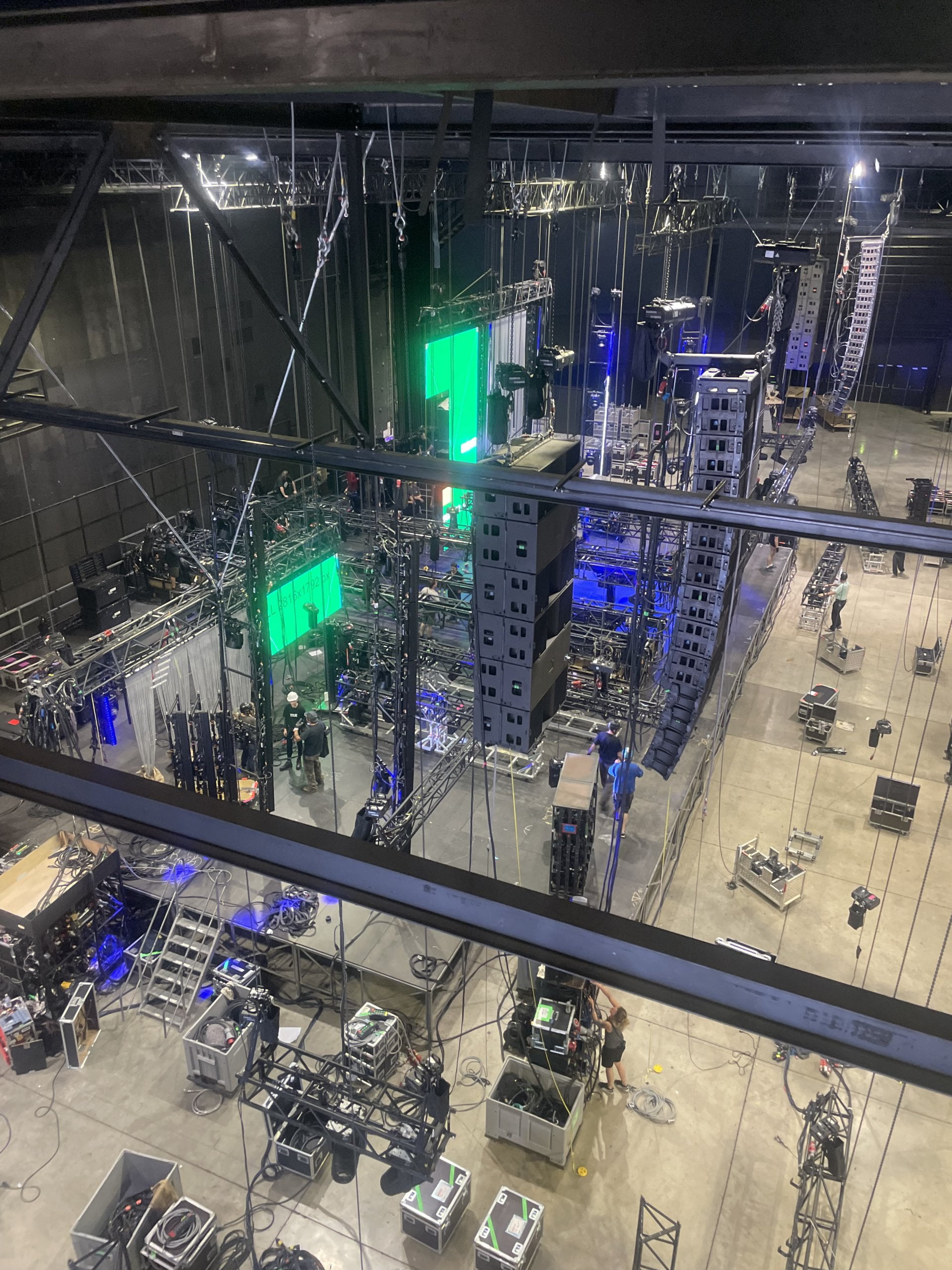 Rigging at "Le Dôme" Marseille