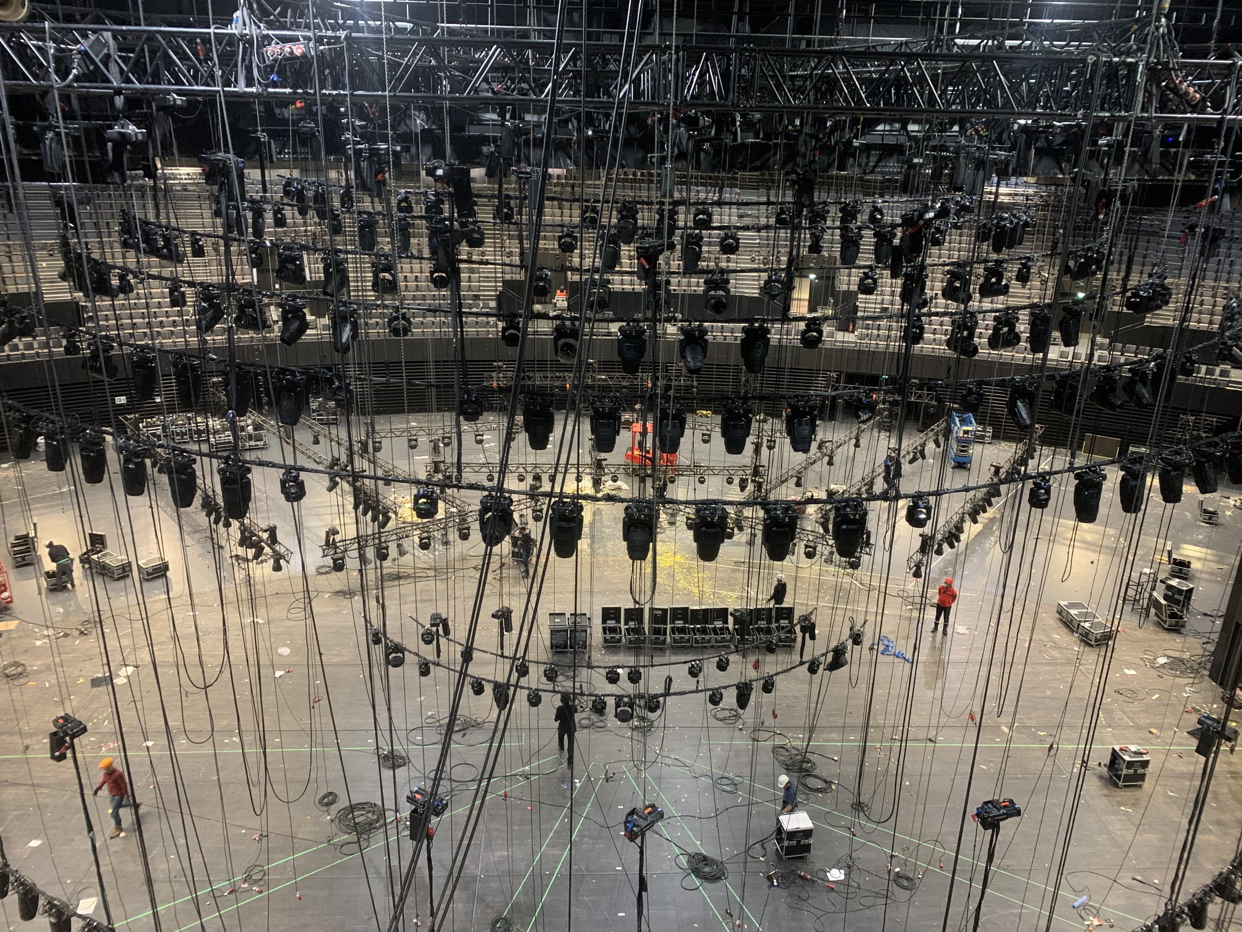 backstage rigging at "la Seine musicale"
