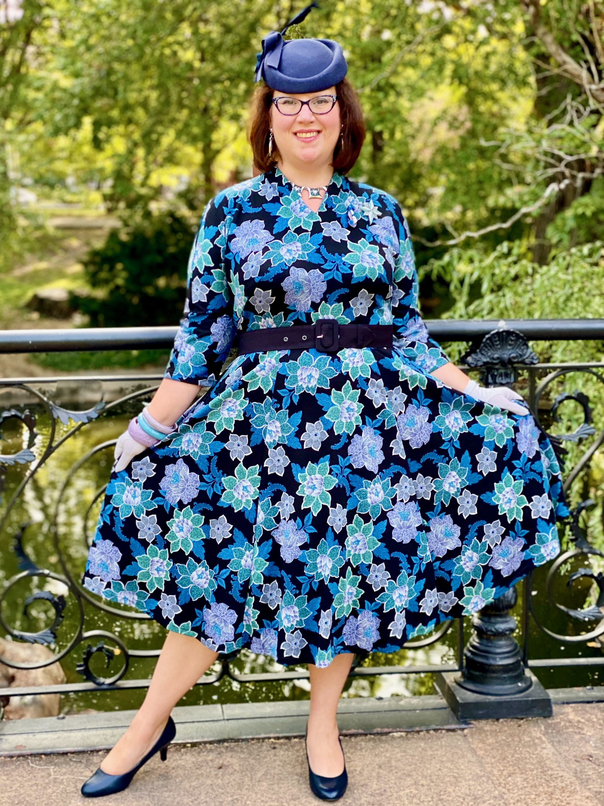 Sartorial Saturday–A Floral Dress for Autumn – Amanda Markel