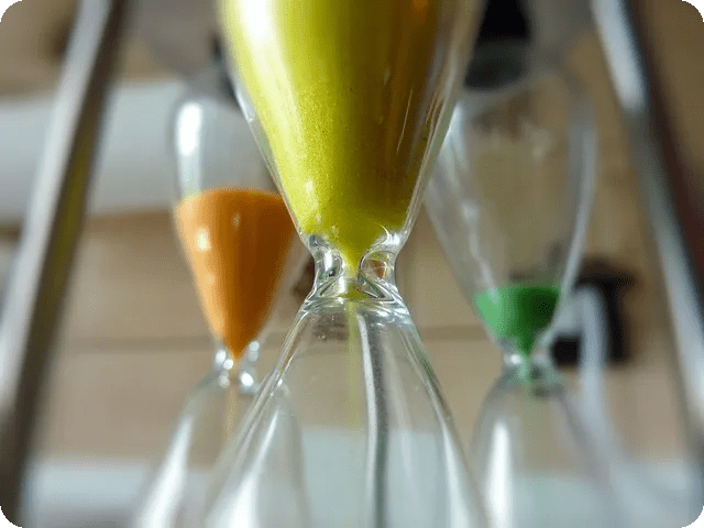 거울로 교정하는 골프 스윙 자세