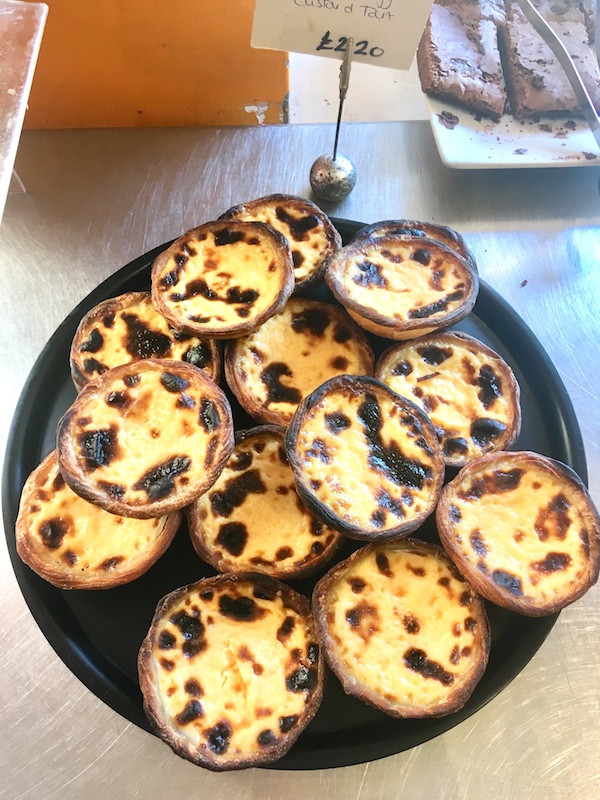 Pasteis de Nata, Amaretto Deli